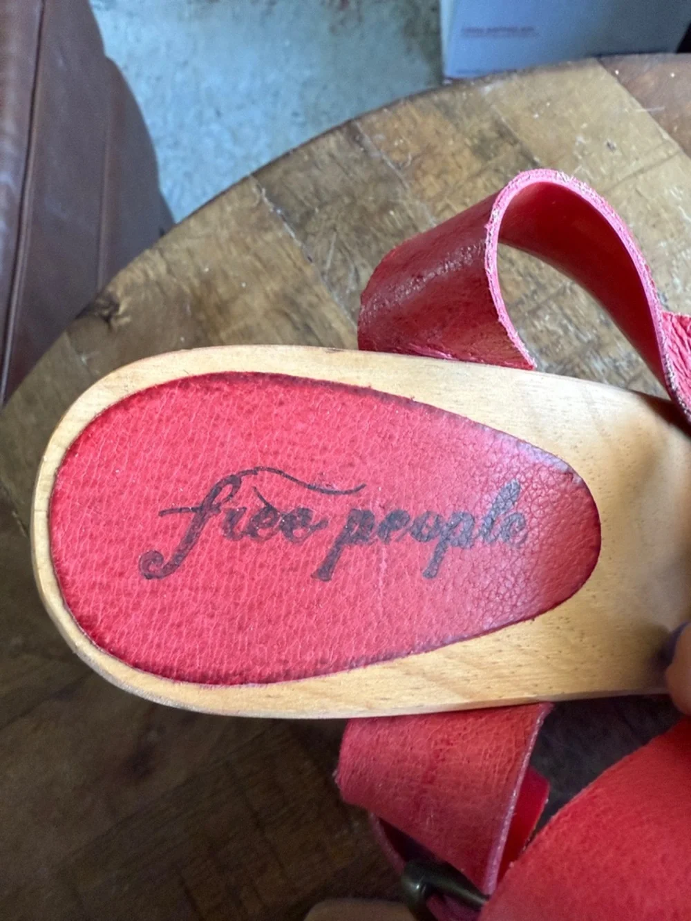 Free People Pasadena Patent Leather Wood Clog Sandals 40/10 - Picture 5 of 7